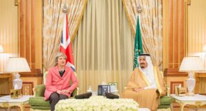 تيرتزا ماي تدعو السعودية لاستخدام نفوذها لإنهاء الصراع في اليمن