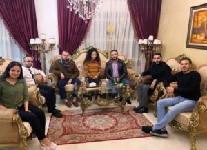 الاردنيين يزورون توجان البخيتي في منزلها، الطالبه اليمنية التي تصدرت قضيتها وسائل التواصل في الأردن واليمن!