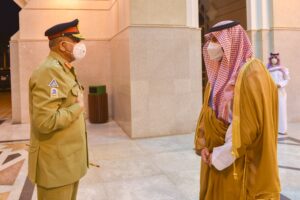 نائب وزير الدفاع السعودي يصل بغداد لكن لماذا ولأول مره!