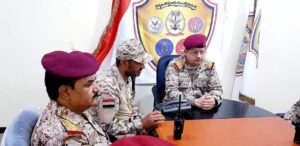 المقدشي يسلم وزارة الدفاع للوزير الجديد الفريق الركن محسن الداعري!