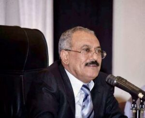 الرئيس علي عبدالله صالح كان اخر رئيس يمني نجح في الحفاظ على حقوق موظفي الدولة