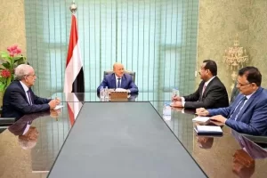 شبوه اليوم في لقاءات مستمرة مع الرئيس رشاد العليمي