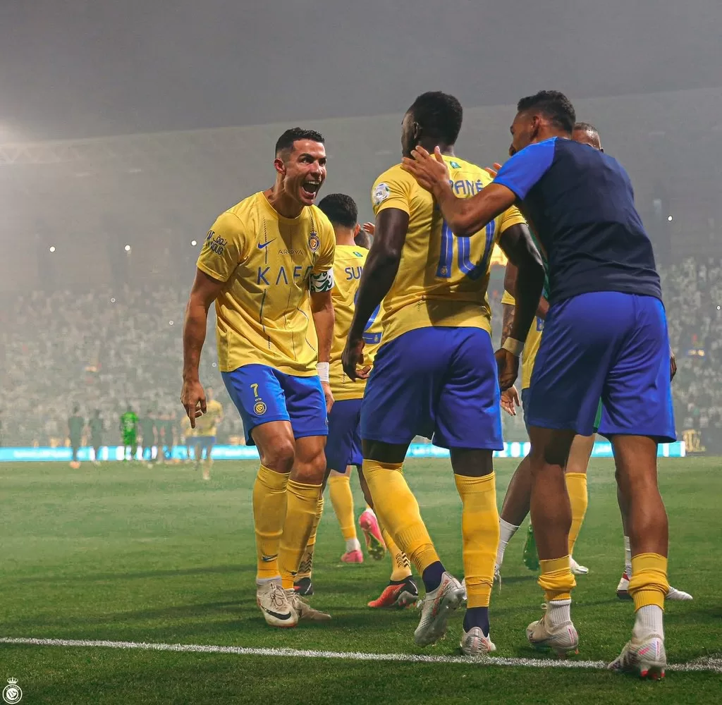 ملخص: تاليسكا ورونالدو ومانيه يقودون النصر للفوز المثير 4-3 على الأهلي