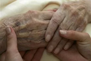 تحديد العمر البيولوجي كمؤشر لخطر الإصابة بالخرف والسكتة الدماغية