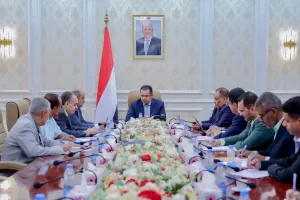 حصار صنعاء على عدن يثمر: تعزيز نفوذ الحوثي وتفاقم فساد مجلس القيادة يعقد الحلول