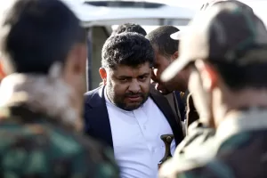 زعيم الحوثيين يعقب على الفيتوا الأمريكي ويقدم مبادرة للعرب تحقق نتائج في غزة