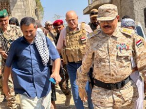 أخبار اليمن المحلية: محافظ تعز يزور مواقع الجيش الوطني في الجبهة الغربية للمحافظة