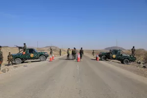 هل وافق الحوثي على فتح طريق مأرب صنعاء من قبله بعد أن قام سلطان العراده بوضعه في موقف محرج امام الشعب اليمني