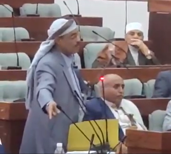 الشيخ سلطان السامعي يكشف في فيديو مسرب قصة وزير التجارة والصناعة في صنعاء وكيف جندته السعودية في اليمن لتحقيق هذه الاهداف التاريخية