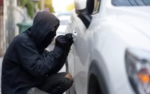 ارتفاعٌ مُقلقٌ في معدلات سرقة السيارات بالولايات المتحدة: 245 ألف سيارةٍ تُسرق من 10 شركات فقط سنوياً