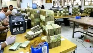 حكومة صنعاء تصدر توجيهات عاجلة بصرف رواتب الموظفين.. تحفيز للاقتصاد المحلي