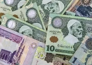 ليبيا تطلق عملة جديدة تحمل صورة عمر المختار.. خطوة نحو توحيد العملة الوطنية تقرير مفصل