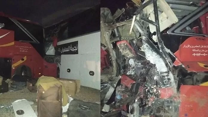 فاجعة العبر: ارتفاع حصيلة الضحايا إلى 4 قتيلاً و 40 جريحاً في حادث باصات النقل