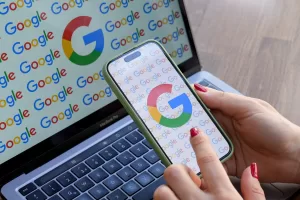 Google تصنع التلفزيون والأفلام لإقناعك بأن التكنولوجيا ليست شريرة
