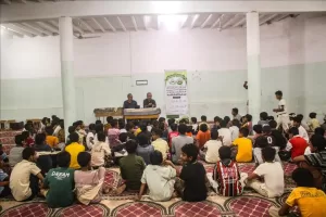 اخبار المناطق – تكريم الأبطال في الدوري والطلاب المتفوقين من مدارس مركز أبي بن كعب لتحفيظ القرآن