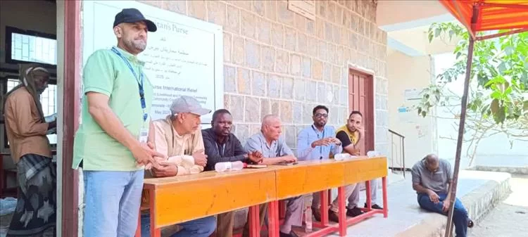 مدير زراعة تعز يزور المخاء ويشهد جلسة تشكيل لجنة مجتمعية لمشروع سبل العيش