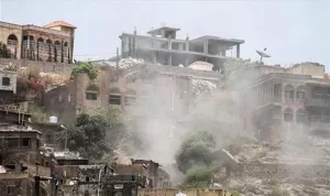 اخبار المناطق: ميليشيات الحوثي تستهدف أحياء سكنية في تعز ولحج
