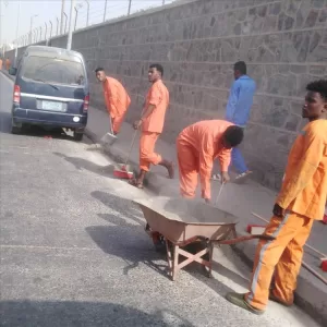 اخبار عدن – إطلاق حملة للتنظيف والتوعية في المعلا