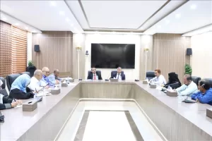 اخبار عدن – اجتماع وزارتي الصناعة والزراعة لبحث تنظيم ومراقبة أسواق اللحوم