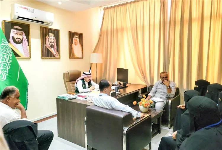 مكتب البرنامج السعودي لتنمية وإعمار اليمن في عدن يستقبل طالبات مشروع الوصول إلى التعليم في الريف