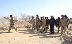 اخبار وردت الآن – العميد بارجاش يزور اللواء الثاني للحماية الساحلية ومعسكر يبعث ويثني على استعدادهما