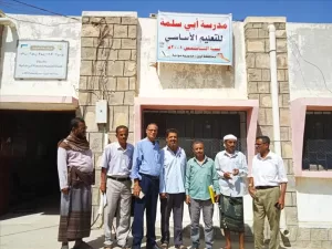 اخبار وردت الآن – وفد من محافظة أبين يتفقد مدارس مودية ويعد بحل مشاكل المستحقات المالية