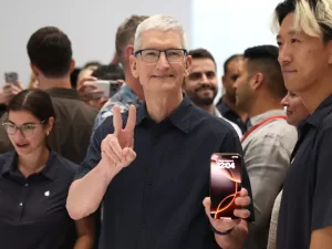 الأسبوع في المراجعة: لن ترفع Apple الأسعار – حتى الآن