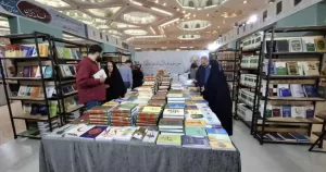 العراق كضيف مميز: ما هي عوامل تراجع المشاركة العربية في معرض الكتاب بطهران؟
