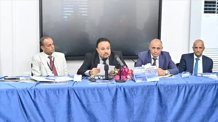 انعقاد ورشة عمل في تعز حول دور الصحافة الورقية