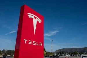 تستمر مبيعات Tesla في التراجع في جميع أنحاء أوروبا على الرغم من تضخم مبيعات EV في أبريل