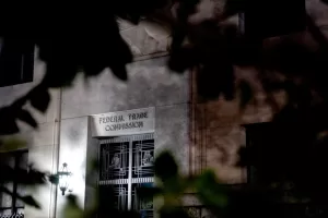 حظر FTC الرسوم الخفية للأحداث الحية والتأجير على المدى القصير ، اعتبارًا من 12 مايو