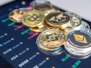حقائق أساسية عن استراتيجية ترامب تجاه العملات الرقمية