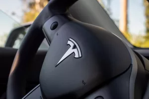 خطط Tesla’s Robotaxi لها اهتمام المحققين الفيدراليين