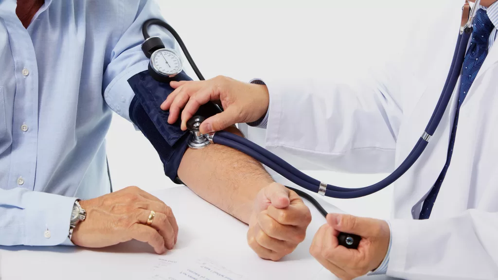 ضبط عوامل الخطر لدى مرضى الضغط يخفض الوفيات