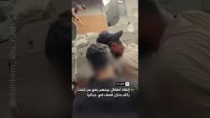 شاهد إنقاذ أطفال ورُضع من ركام منزل قصف في جباليا
