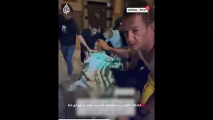 شاهد اللحظات الأولى بعد استشهاد الصحفي حسن إصليح في غزة