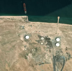 شركة النفط اليمنية: قمنا بتفعيل خطة طوارئ لإدارة المخزون والطيران الأمريكي يواصل قصف ‘رأس عيسى’ – شاشوف