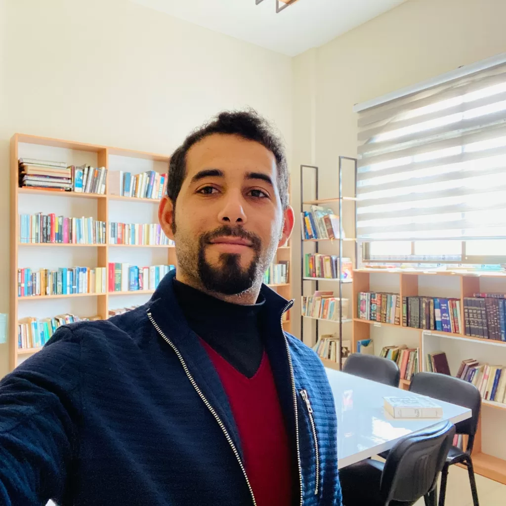 فاز بجائزة "بوليتزر" الأميركية .. مصعب أبو توهة: نحلم بالعودة إلى يافا وإلى بيت مدمر في غز