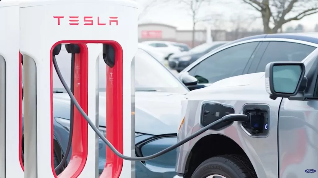 tesla-ford-charger