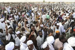 ما الذي يكمن وراء إقالة زعماء القبائل والإدارات المحلية في غرب السودان؟