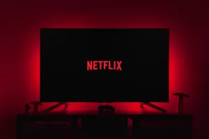 نتفليكس تضيف المزيد من العروض التلفزيونية المباشرة إلى قائمتها