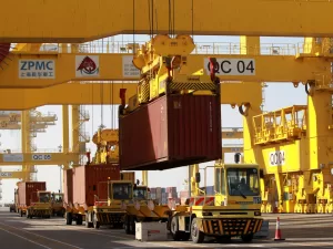 6 عناصر وأدوات تساعد قطر في التعامل مع تقلبات التجارة العالمية