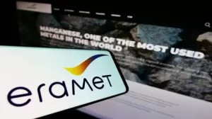 إيرامات تعمل مع الجابون رغم حظر صادرات المنغنيز