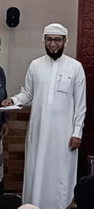 اخبار عدن – مجموعة مسلحة ملثمة تختطف إمام مسجد في المنصورة فجر الخميس وتفتح النار داخل المسجد