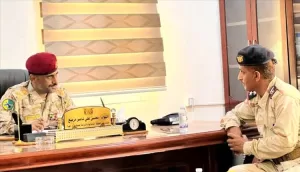 اخبار وردت الآن – قائد محور الغيضة يلتقي قائد القطاع البحري في نشطون لبحث سبل تعزيز التعاون