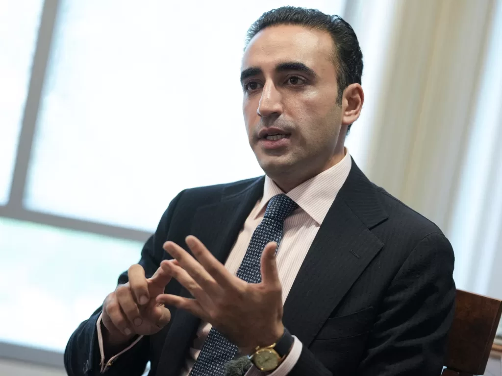 زرداري: كانت لدينا بضع ثوان فقط لنقرر ما إذا كان الصاروخ الذي نشرته الهند نوويا