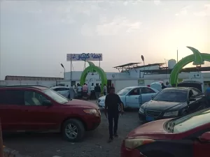 عدن: سكان يشيدون بجهود محطة كيو غاز في تلبية احتياجات القطاع التجاري من الغاز