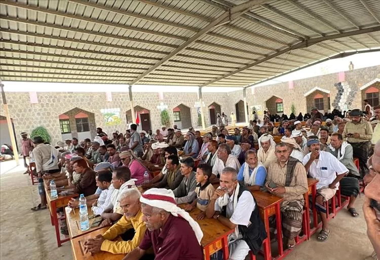 اجتماع موسع في مدينة لودر يناقش فتح طريق "ثرة" الحيوي المغلق منذ أكثر منذ عشر سنوات..