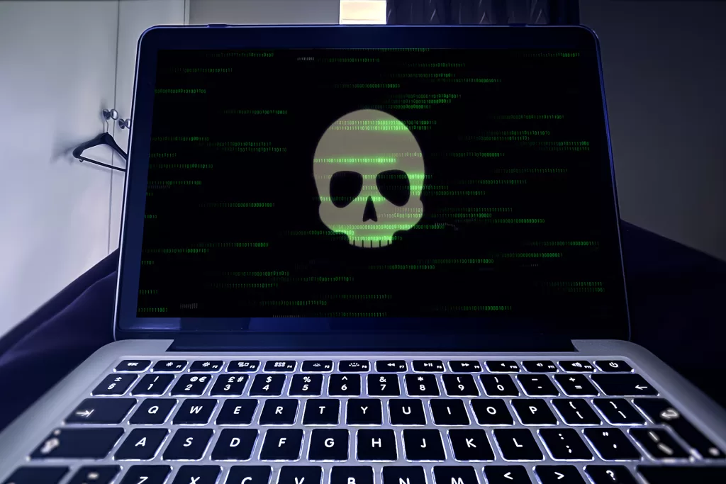 موقع إيطالي: الهند وإسرائيل وستارلينك من يُدير لعبة التجسس الرقمية الكبرى؟