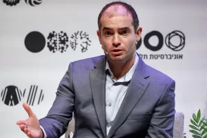 إيليا سوتسكيڤر سيقود الذكاء الخارق الآمن بعد مغادرة الرئيس التنفيذي